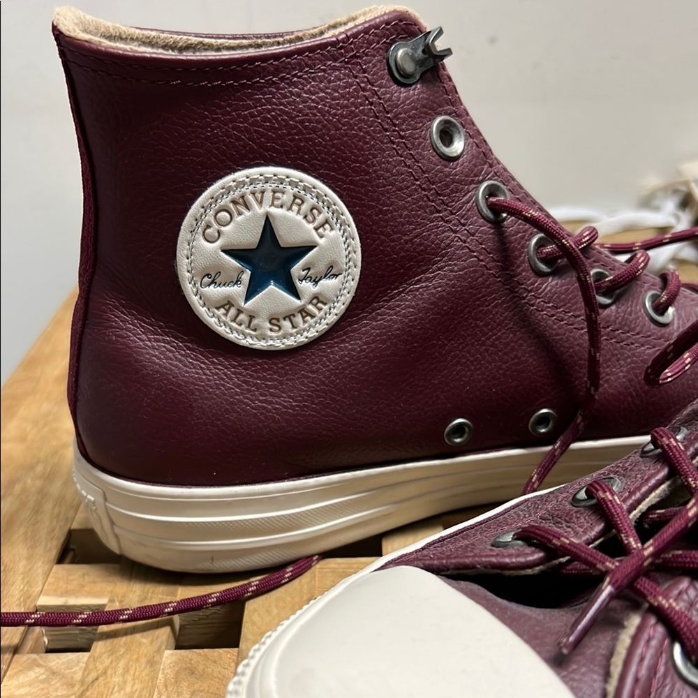 Converse All Star High-Top Sneakers in Burgundy